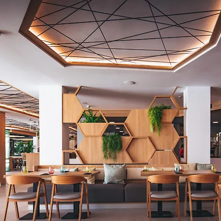Hotel Merlin 3*